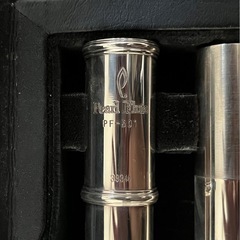 パール（Pearl）フルート PF-501 ケース付き 
美品の画像