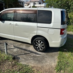 デリカd5  2WD ガソリン車　車検あり　の画像