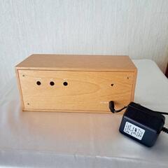 木目調デジタル時計の画像