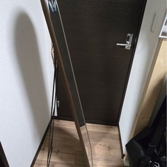 全身鏡の画像