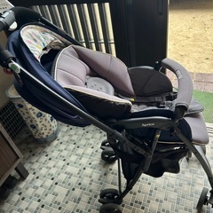 アップリカA型ベビーカー カルーンエアーの画像