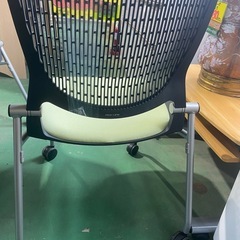 【7F20④】オカムラ ミーティングチェアの画像