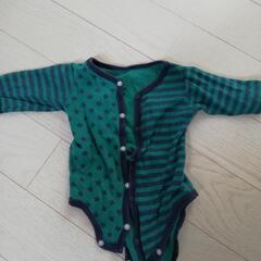 ユニクロ　ベビー肌着　おまけつきの画像