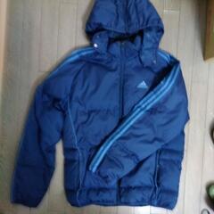 adidasダウンジャケット