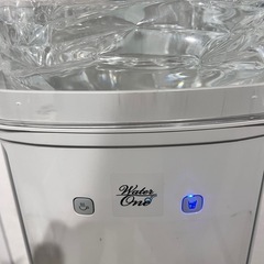 お値下げ可！ウォーターサーバー　水12リットル×6箱の画像