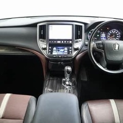 【自社ローン対象】トヨタ　クラウン　HDDナビ　本革シート　パワーシート　 衝突被害軽減ブレーキの画像