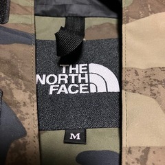 THE NORTH FACE カモフラ　ジャケットの画像