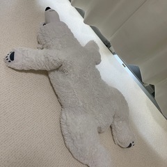 IKEAの白クマ大
ぬいぐるみ の画像