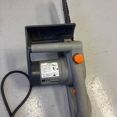 TOSHIBA 電動チェーンソー KC-305Bの画像