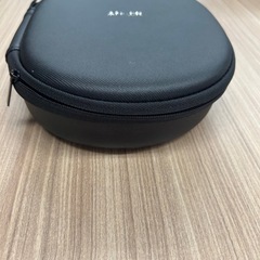 ワイヤレスヘッドセット充電器付き「Anker PowerConf H700の画像