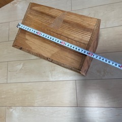 ワインの木箱　小さめの画像