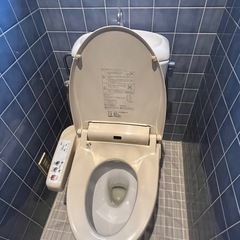TOTO便器　INAXウォシュレット付き