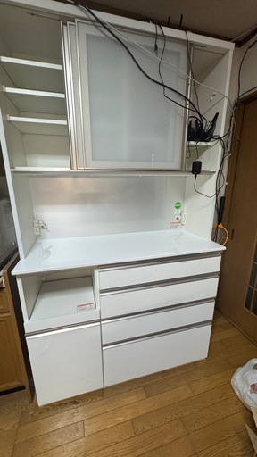 取引中*値引き相談可能*食器棚