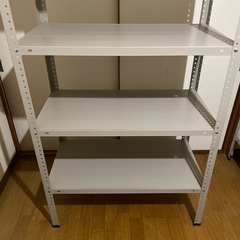 スチールラックの画像