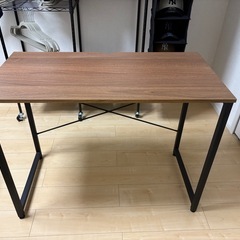 パソコンテーブル　取引中