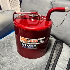 美品 ガソリン缶 ガソリン携行缶 2.5L 原付 スクーター バ...