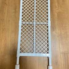 ニトリ　伸縮ラック