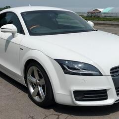 アウディTTクワトロ2.0 TFSI　Slineパッケージ