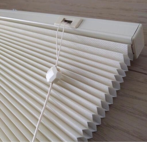 ハニカムシェード (60×135)2本セット カーテンレールに取付可 賃貸でも安心