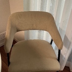 IKEAダイニングテーブル&ニトリチェア2脚セットの画像