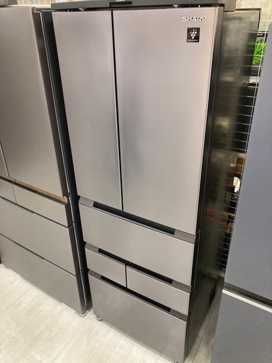 取りに来れる方限定！ＳＨＡＲＰ（シャープ）の6ドア冷蔵庫です！