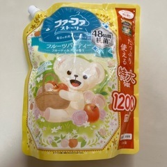 柔軟剤　ファーファストーリー フルーツパーティー　詰替1200ml
