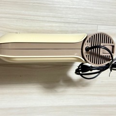 Qurra UVライト付き折り　衣類乾燥機の画像