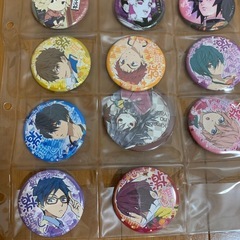 推し活　　
缶バッチの画像