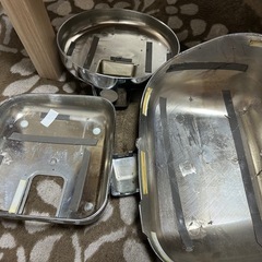 いすゞ純正ミラーカバーの画像