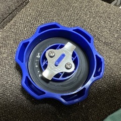 いすゞ純正 アドブルーキャップ
の画像