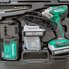 【売ります】makita 充電式インパクトドライバ MTD001D