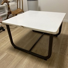 ローテーブルの画像