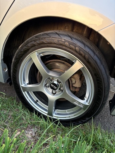 215/45r17 OZレーシングトリノ　17インチ　pcd100 スバル車やプリウス86BRZなどおすすめ！
  
