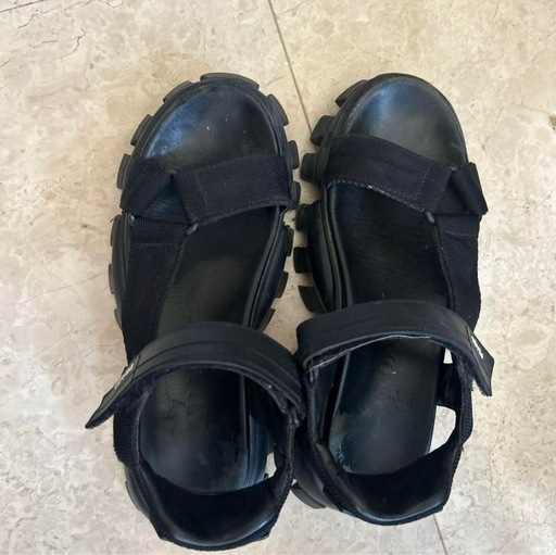 PRADA サンダル　23.5㎝

