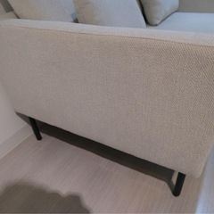 Modern Decoの2人掛けソファの画像