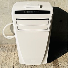 美品 2022年　IPC-221N ポータブルクーラー リ…