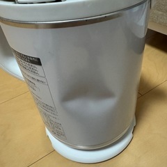 電気ケトルの画像