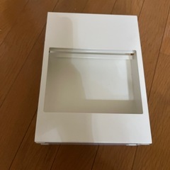 おしゃれなコロコロ収納スタンド　山崎実業(Yamazaki) カーペットクリーナースタンド ホワイトの画像
