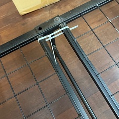 ベッドの骨組み部分の画像