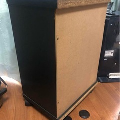 GYP0424 サイドボード　収納　本棚　車輪付き　開扉　ガラス扉の画像
