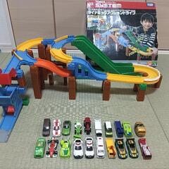 トミカ　ダイナミックアクションドライブ