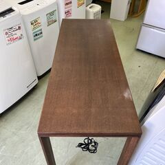 【リサイクルショップ ピカソ 小松原】🪵✨カリモク✨天然木デスク（幅120×奥行45cm）🎯配線付き🪵★6580★の画像