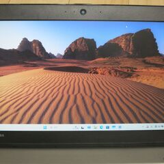 【i5 8250u・バッテリー表示12h超 】ノートパソコン TOSHIBA dynabook R63【windows11】の画像