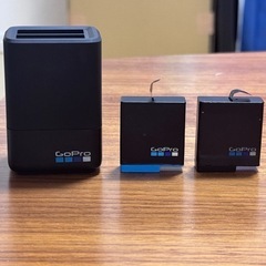 GoProバッテリー＆バッテリーチャージャー