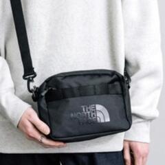 THE NORTH FACE ショルダーバッグ クロスバッグ BAGロゴ/ブラックの画像
