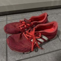 adidas ランニングシューズ
