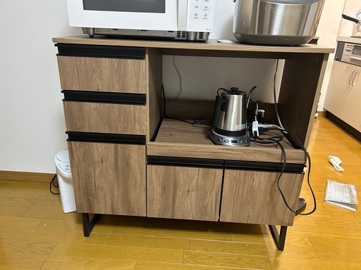 ほぼ新品レンジ台