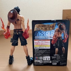 ワンピースエースフィギュアの画像