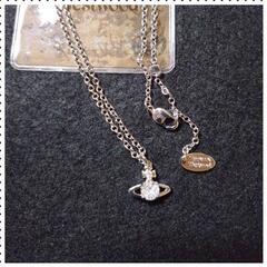 Vivienne Westwood ヴィヴィアンウエストウッド　AIRELLAオーブネックレス/ ホワイト&シルバー
の画像
