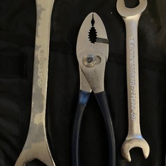 ハーレーダビッドソン 純正車載工具セットの画像